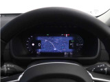 12.3インチ・デジタル液晶ドライバー・ディスプレイには、常に気を配る必要のある、運転操作に必須の情報が表示されます。情報の視認性に優れ、直感的に操作することのできるデザインです。