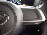 ハンドルから手を放さずに操作出来ますので、安全運転にもつながりますね