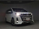 高輝度で点灯速度が速いLEDヘッドライト装備!LEDの明るい光が走行中の視界の確保をサポートして、夜のドライブがより楽しく安全に運転できます♪