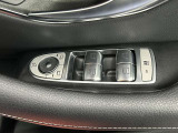 パワーシートの操作は、スイッチがシートの形状をしておりますので、ダイレクトに調節が可能でございます。