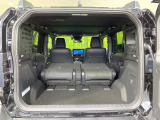 後席を格納すると、これだけの広さが!シーンに合わせたシートアレンジで、大きな荷物も積むことが出来ます♪