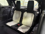 ディスカバリースポーツ ダイナミック SE 2.0L D200 5+2シート ディーゼル 4WD 