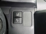 衝突被害軽減ブレーキ&車線逸脱抑制機能で安全運転のサポートをしてくれます※あくまでも補助的な装置なので安全運転を心がけましょう。