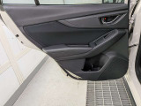 パワーウィンドウのスイッチですよ。運転席に居ながら窓を開け閉めのコントロールできます。