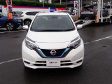 ★ライブ商談★やっております!ご自宅に居ながらお車をご覧いただくことができます!お手持ちのスマホ・PCより簡単に始められます。気になるお車状態をリアルタイムでご確認頂けるのでご好評いただいております!