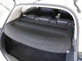 荷室を覆い保護してくれるカバーを装備!。プライバシー保護にも役立ちます。