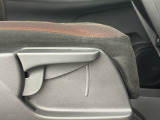 ★運転席ハイトアジャスター★ 運転される方によってシートの高さが調節できます!自分に合ったドライビングポジションで運転がさらに快適に♪