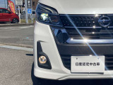 白く光量が高いLEDヘッドライトです☆