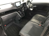 安心のカーライフを迎えて頂くに当たり、納車前点検整備は抜かり無く整備を行わせて頂きます。