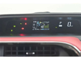 フル液晶メーター 車両の情報が一目で確認しやすい最新のスピードメーター