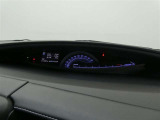 メーターの視認性もよく安全運転ができます。