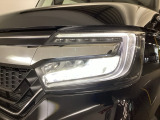 ヘッドライトで、個性も光る 、長く乗っていたい車です。