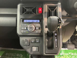 ご納車前に納車点検(法定12ヶ月点検相当)を実施し、基本性能に関わる機能や状態を徹底的に点検します。