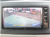 お車選びをお楽しみ頂けるよう、在庫車の展示スペースを十分に確保しております。