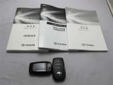 取説・メンテナンスノート・スマートキーの3点セットです。
