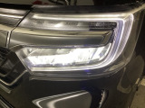【オートライト(AUTO)】外の明るさをシステムが感知して、自動でヘッドライトが点灯します!ヘッドライトをつけ忘れを防ぐ便利機能です