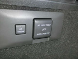 荷室に設けられたAC電源を確認できます。対応機器への給電に利用できます。