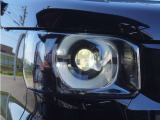 【LEDヘッドライト】省電力で長寿命の明るく運転しやすいLEDヘッドランプです。明るく照らすので暗い夜道からお客様を守ってくれます。