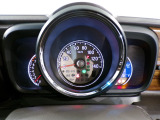 見やすいメーター回りで、運転に集中することができます!