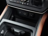 全国登録・納車可能でございます。ご自宅や勤務先などの指定先までお運びしますので遠方の方でもお任せください。