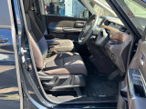 フロントシート、運転席
