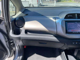お車の状態は内外装共にとても綺麗な状態を保っておりますので私共でも自信を持ってお薦め出来る1台です!!同年式のお車と比べますと、大事にお乗りだった事を実感して頂けるはずです♪