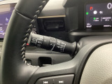 スマートフォンなどの充電に便利なUSBジャック。運転席からも助手席からも使いやすいです。