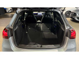 輸入車、国産車を問わず、現在お乗りのお車を下取りさせて頂きます。お車の車種やボディカラー、オプション装備などをご連絡頂けましたら、おおよその額を提示させて頂きますので、お気軽にお申し付け下さいませ。