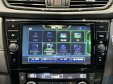 日産純正メモリーナビゲーションです♪目的地まで案内するナビゲーション機能の他にフルセグ画質で楽しめるTVやBluetooth Audio☆DVD再生など多彩な機能が満載で運転を快適にサポートしてくれます☆
