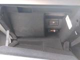 グローブBOXは車検証入れにピッタリ