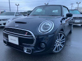 MINIは見切りの良い車です。右左折時や駐車に不安を感じている方も安心して運転することができます!