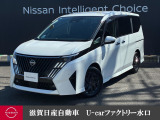セレナe-POWERは、100%モータードライブだから、なめらかに続く力強い走りは電気自動車と同様です。アクセルペダルを踏んだ瞬間反応するレスポンスのよさが自慢です。