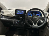 視界広がる、開放的な運転席です!