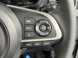 【レーダークルーズコントロール】高速道路での長距離走行が楽に!!自動で速度を保つクルーズコントロールが、衝突軽減システムと連携し、前方の車両を感知して車間を保つように速度調節してくれます!!