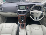 V40 T3 インスクリプション 