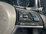ハンドルの右側にはプロパイロットシステムのスイッチが付いているので、高速道路の運転が楽になりますよ!左側のオーディオ操作のスイッチにて音量調整等をナビを直接触ることなく操作ができます。