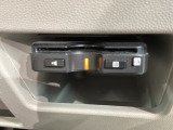 いまや快適なカーライフに欠かせないETCが付いています。