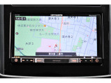 カロッツェリアメモリーナビ装備!!TV視聴(フルセグ対応)やCD、DVD再生の 、Bluetoothにも対応しています。