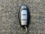 【インテリジェントキー】広い駐車場でどこに止めた分らない時!リモコンスイッチボタンを押すとクルマがピッと音とハザードランプで応えてくれます!