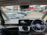 セレナ 1.4 e-4ORCE ハイウェイスターV 4WD 