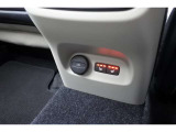 リアシートヒーター装備車両です。