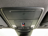 ホンダコネクトは事故や急病、あおり運転などのトラブル時に、ボタンひとつでオペレーターと通話でき、警察や消防への連携を迅速に行います。