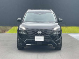 【LEDヘッドランプ】鮮やかな白色光で、クリアな視界を確保するLEDヘッドランプを装備しています。