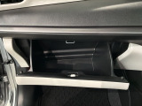 自社商品化センターにて内外装のクリーニングを実施しております!