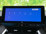 ラジオやテレビ、Bluetoothなど、複数の音源を選べるオーディオ画面です。用途に合わせて切り替えやすく、毎日の通勤やお出かけの時間を快適に過ごすのに役立ちます。