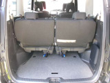 普段のお買い物などには十分なラゲッジスペースです。
