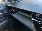 八光AUTO MOTIVEの強みはサポート力です。これまで培ってきた経験と技術力、スピードを生かして、お客様ひとりひとりを八光AUTO MOTIVE全店でサポートさせて頂きます。