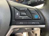プロパイロット搭載。高速道路でドライバーに代わってアクセル、ブレーキ、ステアリングを自動制御します。