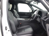 運転席廻りです。