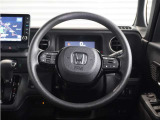 ◆ハンドル全体◆各種スイッチがハンドルから手を放さず操作できるので運転中でも楽に操作できます。